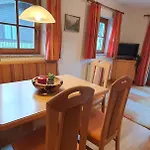 Schlosserhaus Apartment