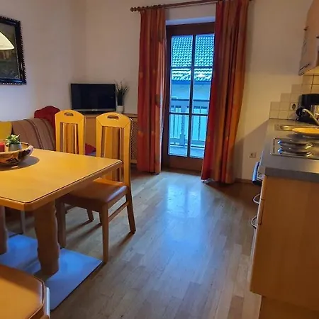 Apartment Schlosserhaus Wagrain